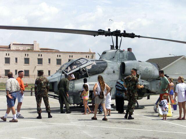 Image: U.S. Marines AH-1W Cobra Helicopter