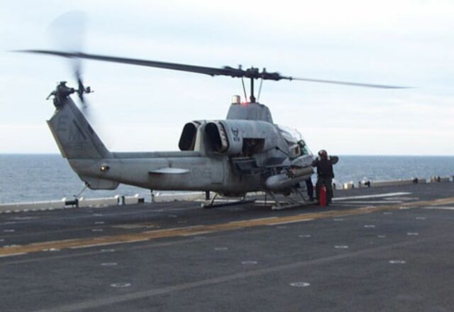 Image: U.S. Marines AH-1W Super Cobra Helicopter