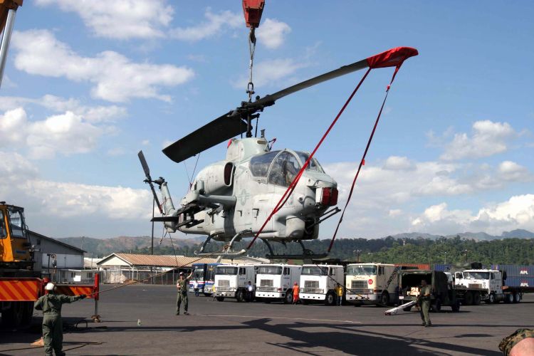 Image: AH-1W Super Cobra Helicopter