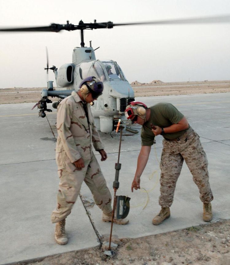 Image: AH-1W Super Cobra Helicopter