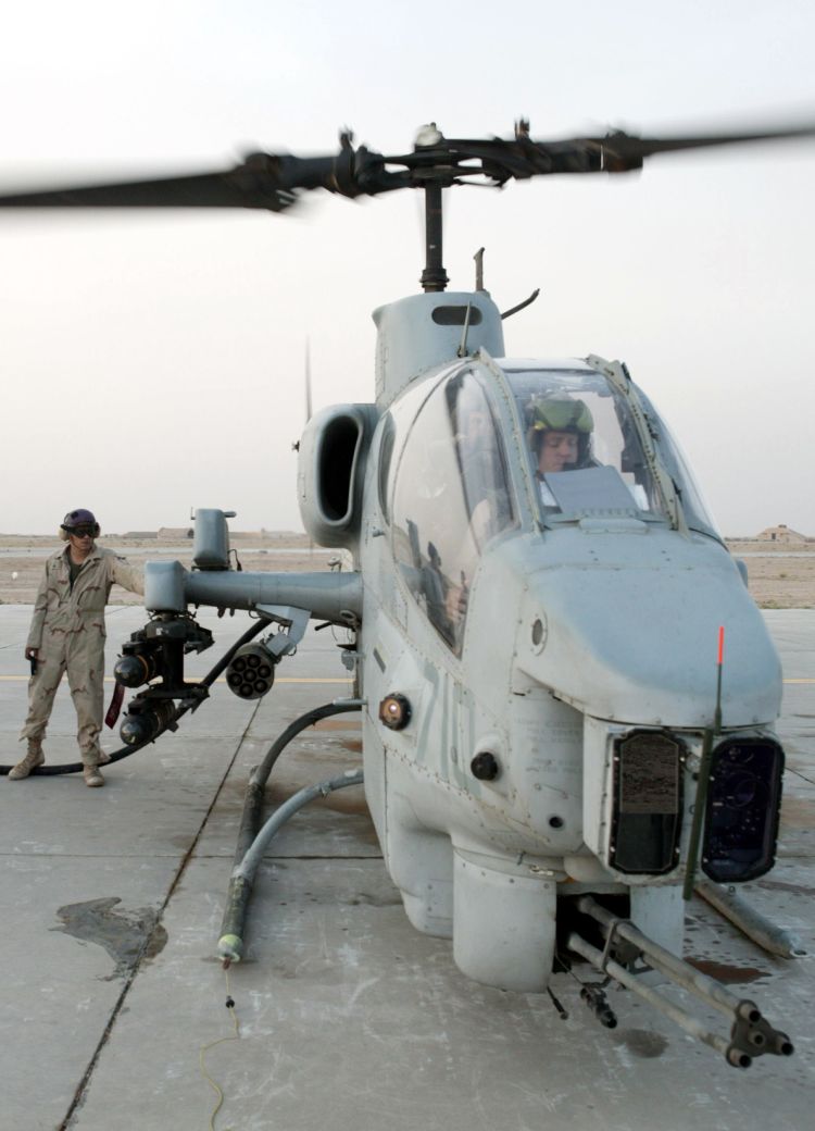 Image: AH-1W Super Cobra Helicopter